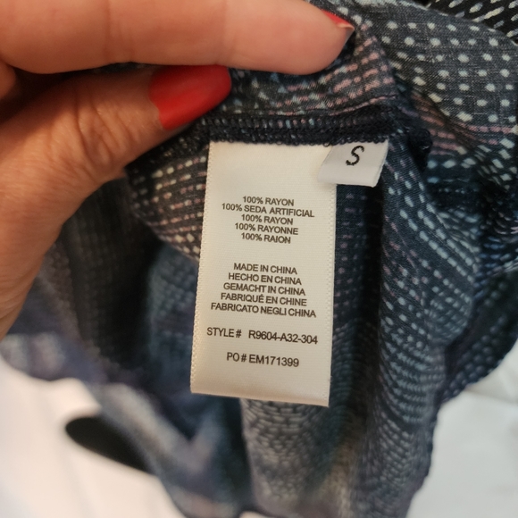 NEW Anthropologie | Cloth & Stone Dotted Herringbone V-Neck Pull Over Blouse - Picture 12 of 13